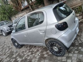 Toyota Land Cruiser 2001 exterior