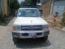 Toyota Land Cruiser 2008 exterior