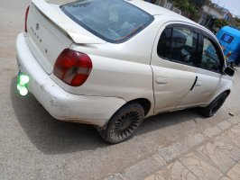 Toyota Land Cruiser 2002 exterior