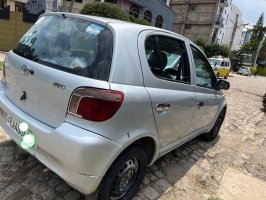 Toyota Land Cruiser 2001 exterior