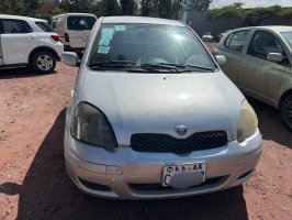 Toyota Land Cruiser 2004 exterior